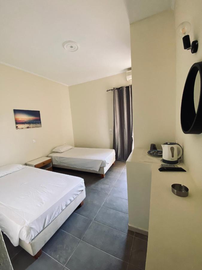 Yiannis Studios Moraitika Dış mekan fotoğraf